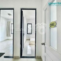 Trống Sẵn Căn Hộ 2 Phòng Ngủ Riêng Biệt Ngay Ngã Sáu Quang Trung