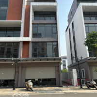 Bán Hàng Hiếm Shophouse Sổ Đỏ Lâu Dài Vtd8 96M2 Đối Diện Grand World Mỗi Ngày Đón 10,000 Khách!