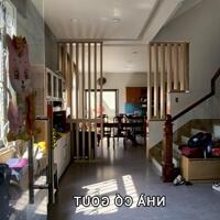 Cho thuê nguyên căn 10x20m gần trục đường Xuân Thủy giá 100 triệu/th, 1 trệt 2 lầu