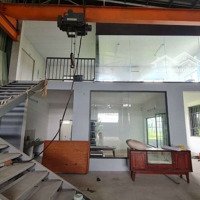 Cho Thuê Nhà Xưởng 300M2 Đường Phi Trường