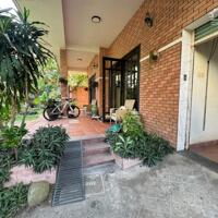 Hạ giá 1.5 tỷ bán nhanh Villa 2 mặt tiền đường gần Nguyễn Văn Thoại ngay bãi biển Mỹ Khê