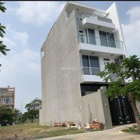 Tài Chính 2,9Tỷ Sở Hữu Ngay Nền 90M2 Kdc Ven Sông P. Tân Phong, Q7. Sổ Sẵn, Xdtd, View Công Viên