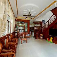Cho thuê biệt thự KDC Khang Điền full nội thất