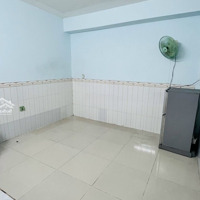 Phòng 25 M2, Tân Bình Full Nội Thất: Máy Lạnh,Giường Tủ,Toilet Riêng