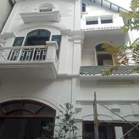 Chính chủ cần bán căn nhà Thiết Kế Kiểu Biệt Thự tại  ngõ 211 đường Bạch Đằng, quận   Hoàn Kiếm.