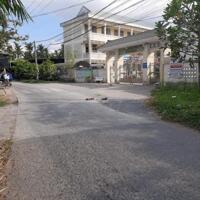 Gần 500m đất kèm nhà mặt tiền gần trường cấp 2 Thuận Điền. Bến Tre