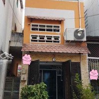 Nhà Đẹp Nguyễn Kiệm 2 Lầu Hẻm 4M Có Máy Lạnh