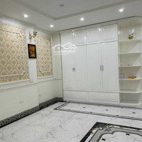 Bán Nhà 6 Tầng +200M2 + 2 Mặt Tiền Trước Sau, Vỉa Hè 10 M , Mặt Phố Lý Tự Trọng, Từ Sơn Bắc Ninh