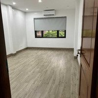 Cho Thuê Nhà Đầm Trấu,Diện Tích64M2 X 3 Tầng,Mặt Tiền4M, Nhà Mới, Thang Máy, Vị Trí Đẹp, Giá Tốt 20 Triệu