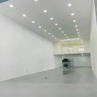 [ NGANG 8M ] - Cho thuê Showroom MT 6C Nguyễn Thị Minh Khai Q1 - 8x15m - 2 tầng !!