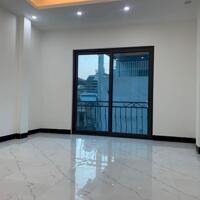 Nhà 2tỷ85 (4T*40m2)  Kinh Doanh, Ngõ xe Tải, 2km ra Đê Yên Nghĩa