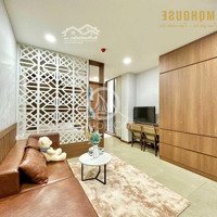 Căn Hộ Dịch Vụ Cho Thuê / Apartment For Rent : Ban Công Rộng