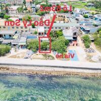 Quang Vinh chào bán lô đất Trực diện view biển Đảo Lý Sơn 63m2  full thổ cư diện tích thực 100m2