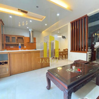 Villa Full Nội Thất Tại Thảo Điền 10X11M - Khu Yên Tĩnh, Mát Mẻ