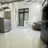 Căn hộ duplex, gác cao rộng, máy giặt riêng gần ĐH Hoa Sen Q10