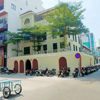 Biệt Thự Nguyễn Gia Trí (D2 Cũ) - Ngang 8M X 20M; Trệt 3 Lầu