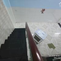Bán nhà mặt tiền kinh doanh Thạnh Lộc tặng nội thất hơn 5 Tỷ, 110m2, 2 tầng, 3PN mớ