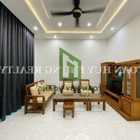 Nhà Nguyên Căn 3 Phòng Ngủ Gần Biển Giá Rẻ