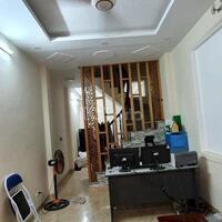 chuyển công tác cần bán nhà gần chợ la phù-hoài đức 33m2-3 tầng-4 ngủ lh 0967743286