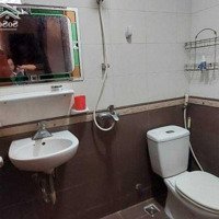 Chính Chủ Cho Thuê Nhà 4 Tầng Full Đồ Phố Việt Hưng Vào Ở Ngay Giá Rẻ 9 Triệu/Th