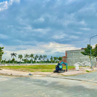 5X20 (100M2) View Hồ Tại Trung Tâm Thị Trấn Thủ Thừa,Shr