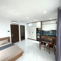 Căn Hộ Studio 30M-Mới, Nội Thất Cao Cấp, Sát Phố Trần Duy Hưng