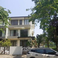 Cho Thuê Biệt Thự Mặt Hồ Vinhomes Thăng Long