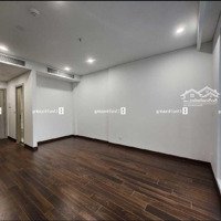 Cắt Lỗ Căn Studio 30M2, Toà C, Giá Bán 1.94 Tỷ, View Bể Bơi, Bc Đông Nam, Ở Ngay, Masteri West Heights