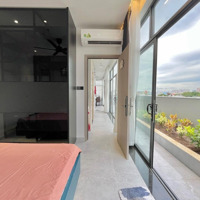 Penthouse Sân Vườn 68M2 Quận 4, Thang Máy Đối Diện Chung Cư Galaxy 9 , 5 Phút Phố Đi Bộ Nguyễn Huệ