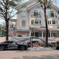 Chính Chủ Cho Thuê Căn Góc 2Mt Biệt Thự Saigon Pearl Nguyễn Hữu Cảnh, 11X22M, Hầm 4 Lầu, 0908140491