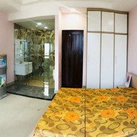 Phòng 25M² Ban Công View Đẹp + Full Nội Thất Ngay Võ Văn Kiệt