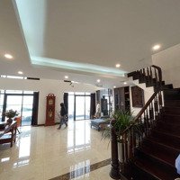 Căn Hộ Penhouse 140M2 Full Đồ Đẹp, Chủ Nhà Cần Bán Nhanh Trong Tháng 5. Liên Hệ: 0988020551