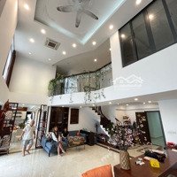 Căn Hộ Penhouse 140M2 Full Đồ Đẹp, Chủ Nhà Cần Bán Nhanh Trong Tháng 5. Liên Hệ: 0988020551