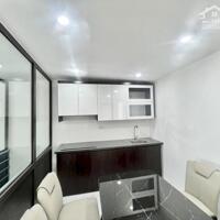 Bán căn hộ mặt phố Minh Khai 135m2, giá 3.33 tỷ