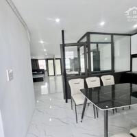 Bán căn hộ mặt phố Minh Khai 135m2, giá 3.33 tỷ