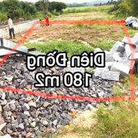 Bán đất Diên Đồng thôn 2 - Diên Khánh - Khánh Hoà.  - Vị trí chỉ cách uỷ ban nhân dân 1,5km , cách con sông