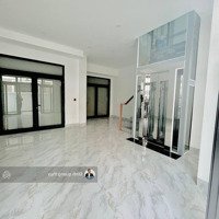 Cần Bán Gấp Nhà Phố 108M2, 234M2 Sàn Sử Dụng, Đường Lớn 16M Tại Vinhomes Grand Park