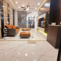 Bán Gấp Nhà 2 Lầu Diện Tích 60M2 Sổ Hồng Riêng Tặng Lại Hết Nội Thất Như Hình Cho Khách Thiện Chí