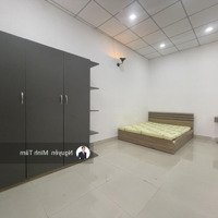 2 Phòng Ngủ, 2 Phòng Ngủbình Thạnh, Ban Công 60M2 Thoáng Mát, Để Xe Được Nhiều.