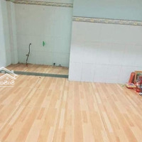 Nhà Quận 10, Thành Thái, 3 Tầng, 45M2Sd, Chỉ Nhỉnh 2 Tỷ.