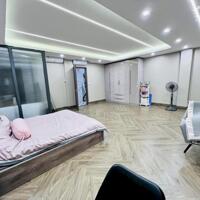 Tòa nhà Nguyễn Chí Thanh, phố vip Đống Đa, 65m2, 8 tầng thang máy, kinh doanh VP