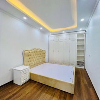 Bán Nhà Phố Trạm, 45M2, 7 Chỗ Vào Nhà, Ngõ Thông Ô Tô, Lô Góc Thoáng Sáng, 6,86 Tỷ