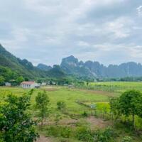 CHỈ CÁCH HÀ NỘI HƠN 40km A/C SỞ HỮU NGAY LÔ ĐẤT VIEW CÁNH ĐỒNG VÀ NÚI ĐÁ CỰC ĐẸP NHÌN BAO TRỌN XUỐNG DƯỚI LÀ LÀNG BẢN Ở LƯƠNG SƠN - HOÀ BÌNH