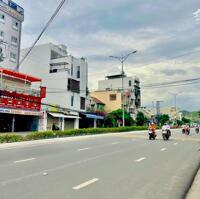 Cần bán đất tặng nhà đường 2/4 Vĩnh Hải, Nha Trang đối diện bến xe Phía Bắc, 262,9 m2