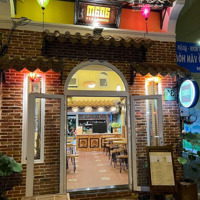 Cho Thuê Nhà Phố Căn Góc 3 Mặt Tiền Làm Cafe Tại Phó Đức Chính, Q1