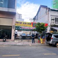 Bán gấp nhà mặt tiền đường Nguyễn Công trứ, DT 160m2, giá 65 tỷ
