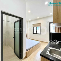 Studio Ban Công Riêng Rộng 30M2 - Full Nội Thất - Ngay Trung Tâm Gv