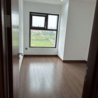 Bán Cực Gấp Căn Hộ Chung Cư Việt Hưng Mới Koong, Căn Góc, View Công Viên Vườn Hoa.diện Tích 85M2