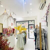 Sang Shop thời trang mặt tiền đẹp đường Huỳnh Văn Bánh, Phú Nhuận