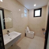 Cho Thuê Văn Phòng 50M2 - 150M2 Giá Bán 7, 8 Triệu - 27 Tr Việc Tại Hoàng Quốc Việt - Cầu Giấy